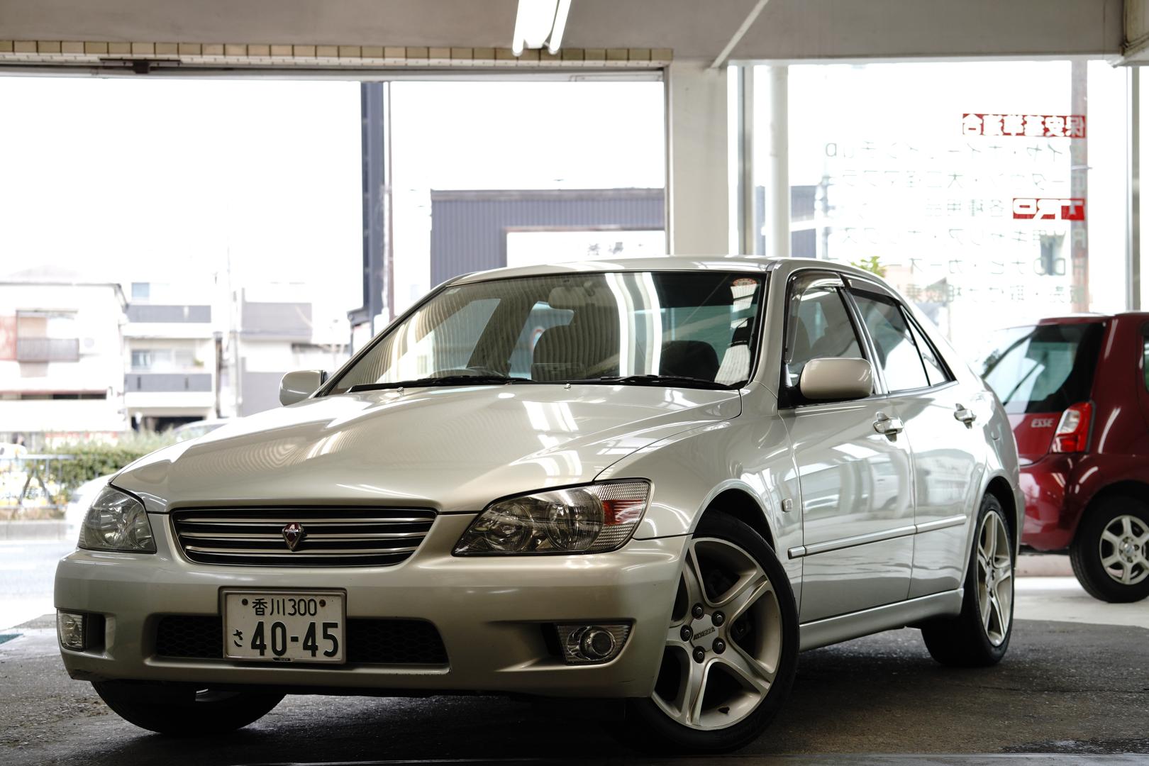 One of ATL-JDM's many JDM Imports / JDM Cars for Sale the 1999 Toyota Altezza RS200Z